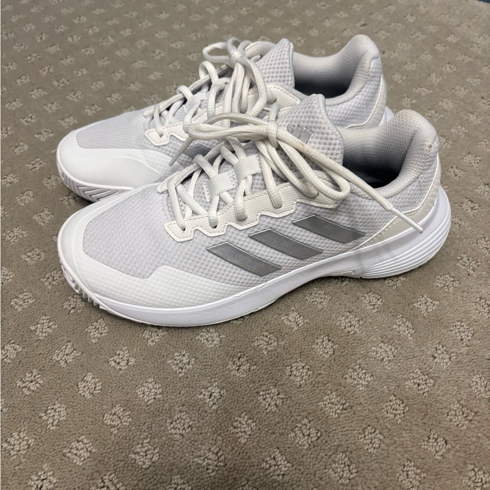 adidas GameCourt 2 Tennis Shoes size 7 worn once